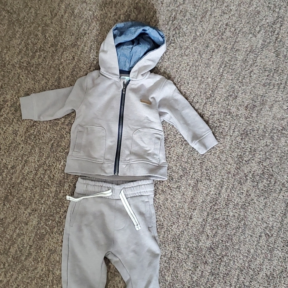 Obaibi 2 piece outfit size 6 months